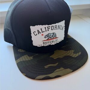 California Republic Trucker Hat - Black with Camouflage Brim